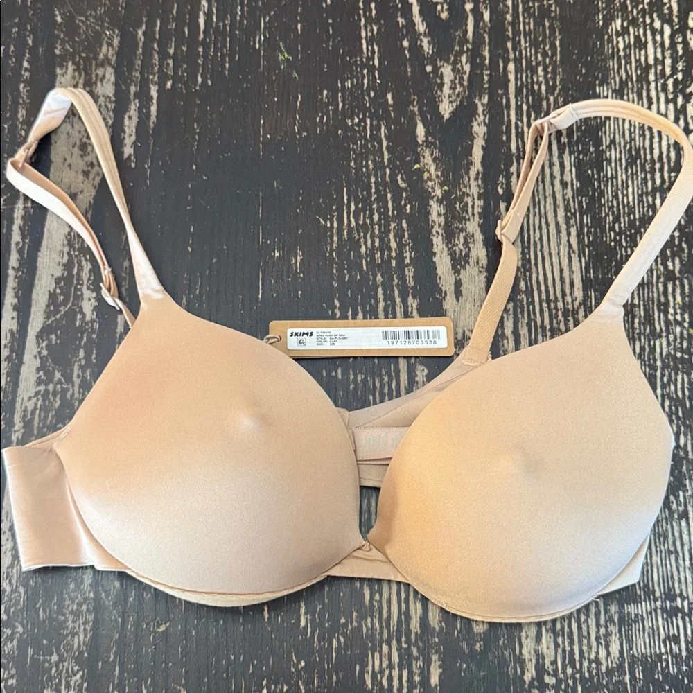 SKIMS ultimate Apex push-up bra - Picture 6 of 6